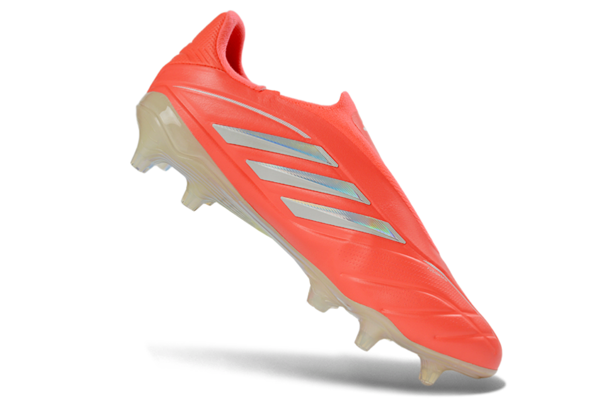 Copa Pure 4 Elite Laceless FG – „Road to Glory“-Pack zur Weltmeisterschaft