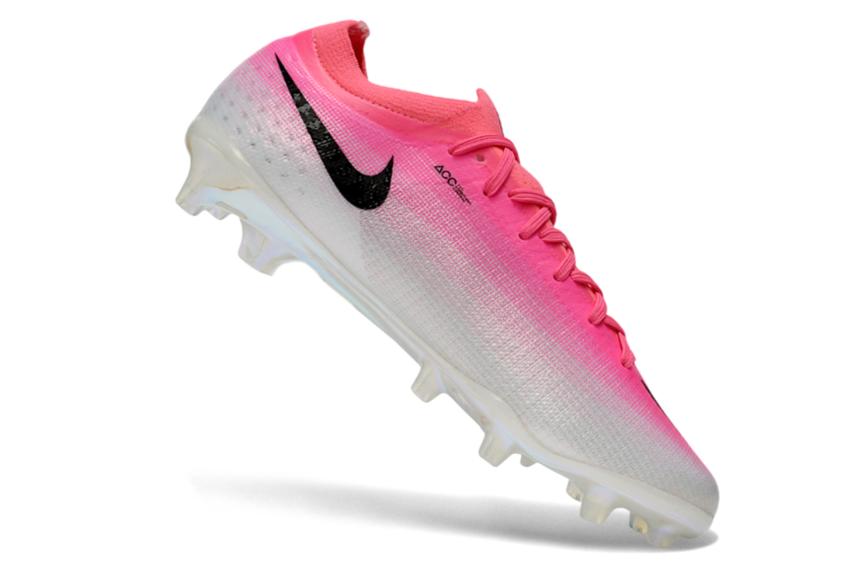 Vapor 17 Elite AG - World Cup 'Breakout' Pack